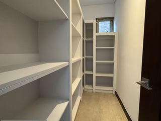 ACANTOS DE CAYALA/ Apartamento en Venta para Inversión zona 16 - Image 10