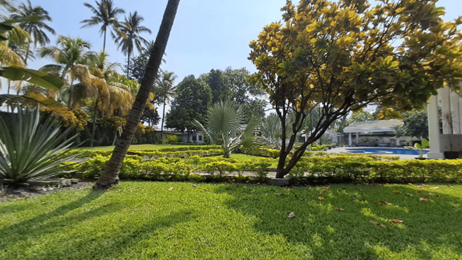 Espectacular Residencia en Venta en Escuintla, Guatemala - Amplia y Exclusiva - Miniatura 2