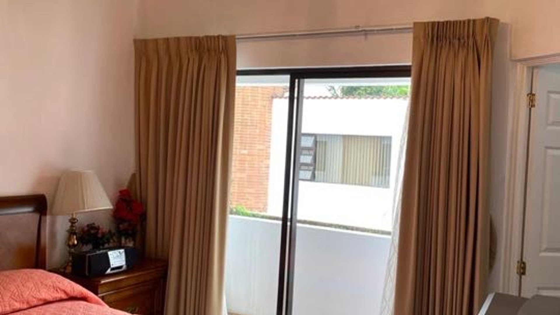 Casa en Venta Zona 14 . Condominio Villas de San Francisco - Miniatura 8