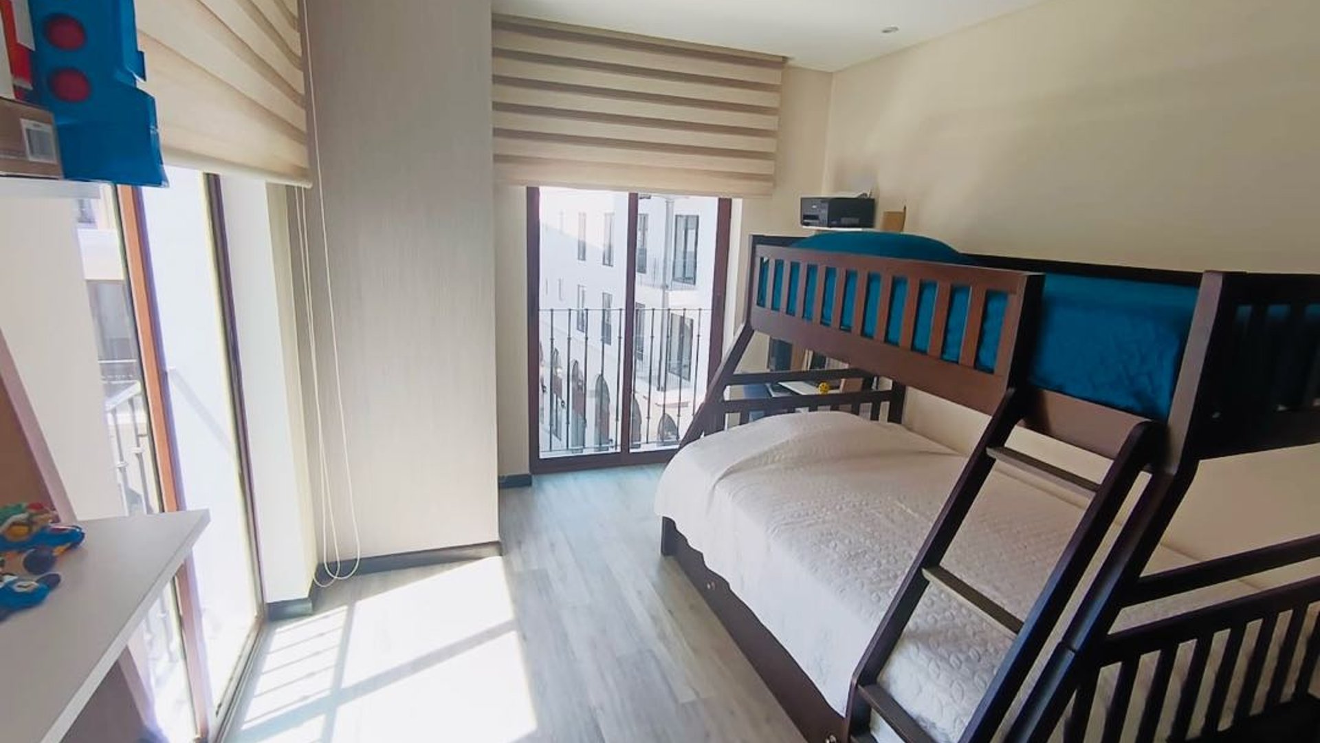 Apartamento Amueblado en Venta Lirios de Cayala Zona 16 - Miniatura 8