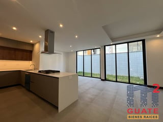 Casa en Renta, Zona 10 (R10170) - 2