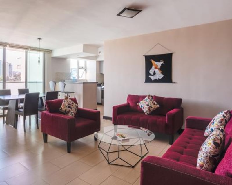 ALQUILO APARTAMENTO EN ZONA 14  CONDADO LA VILLA DE 3 DORMITORIOS AMUEBLADO