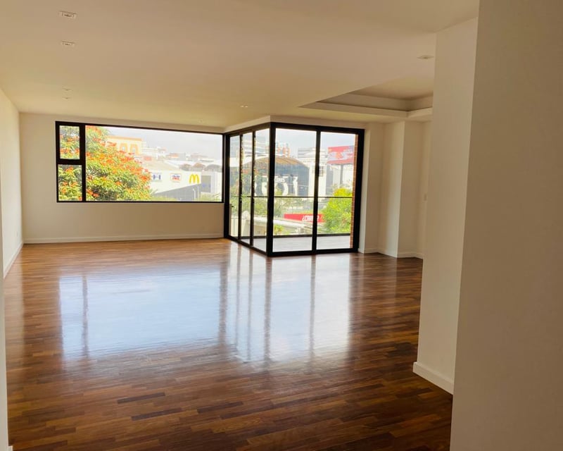 Apartamentos en Renta zona 10 / Lucca