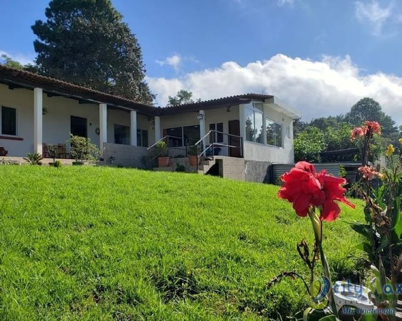 Casa en Venta en las afueras de Santiago Sacatepequez !