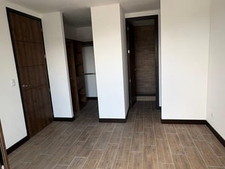 Apartamento en Venta Edificio Marqués de Oakland Zona 10 - Image 18