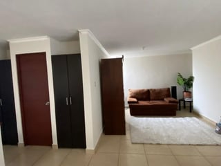 Casa en Venta Jardines de Arrazola Fraijanes Guatemala - Image 2