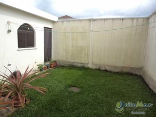 Casa en venta en Carretera a El Salvador km 20 - 3
