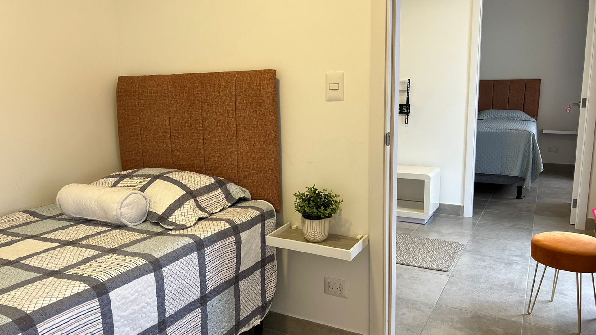 APARTAMENTO AMUEBLADO EN RENTA EN FIAMENE ZONA 10 - Miniatura 25
