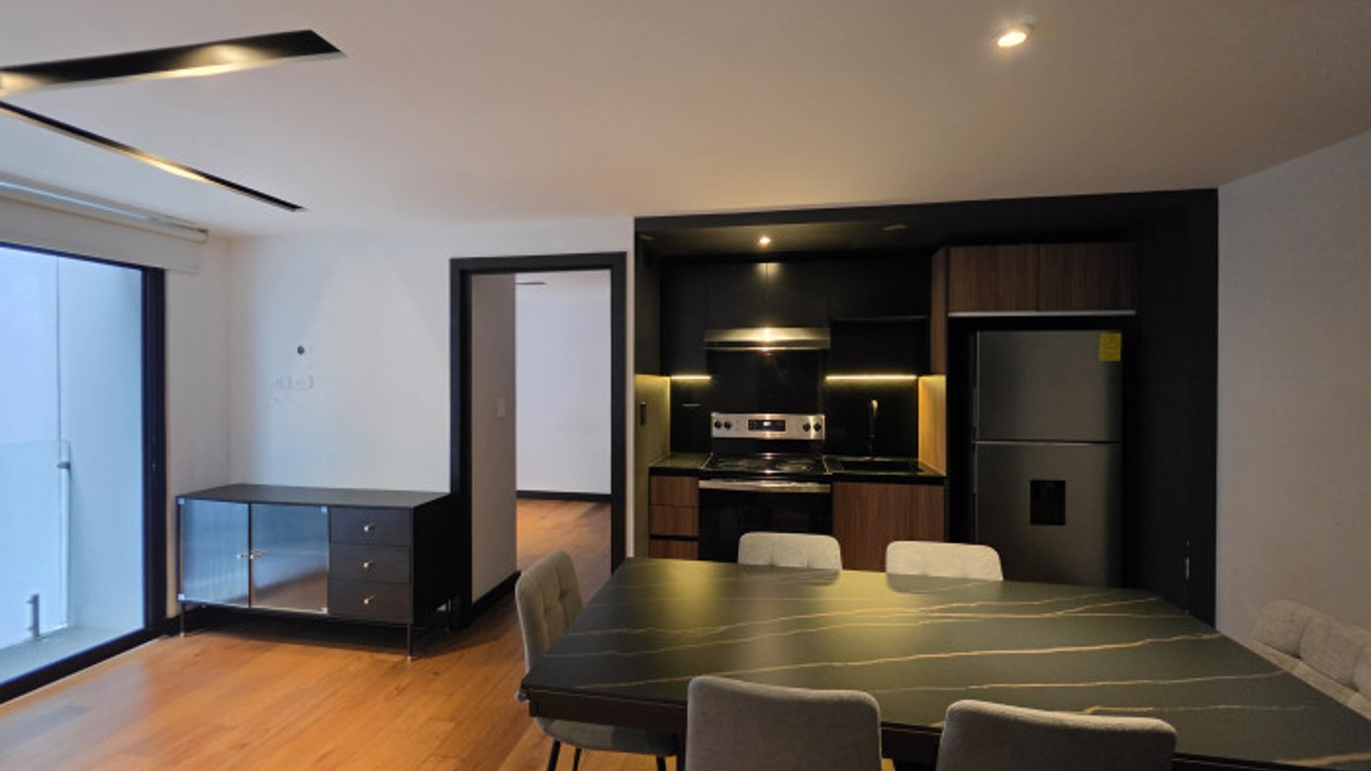 Apartamento en Renta 2 Hab en Villa Mariscal Zona 11 - Miniatura 3