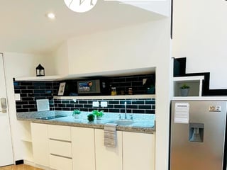 Apartamento en Renta tipo estudio en zona 10 - 5
