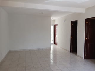 Vendo Linda Casa en Villas Las Mercedes - 2