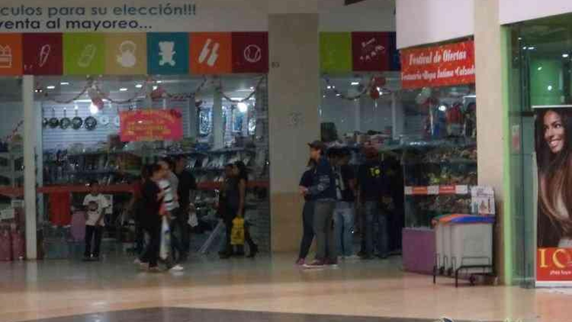 LOCAL EN RENTA ZONA 17 RUTA AL ATLANTICO