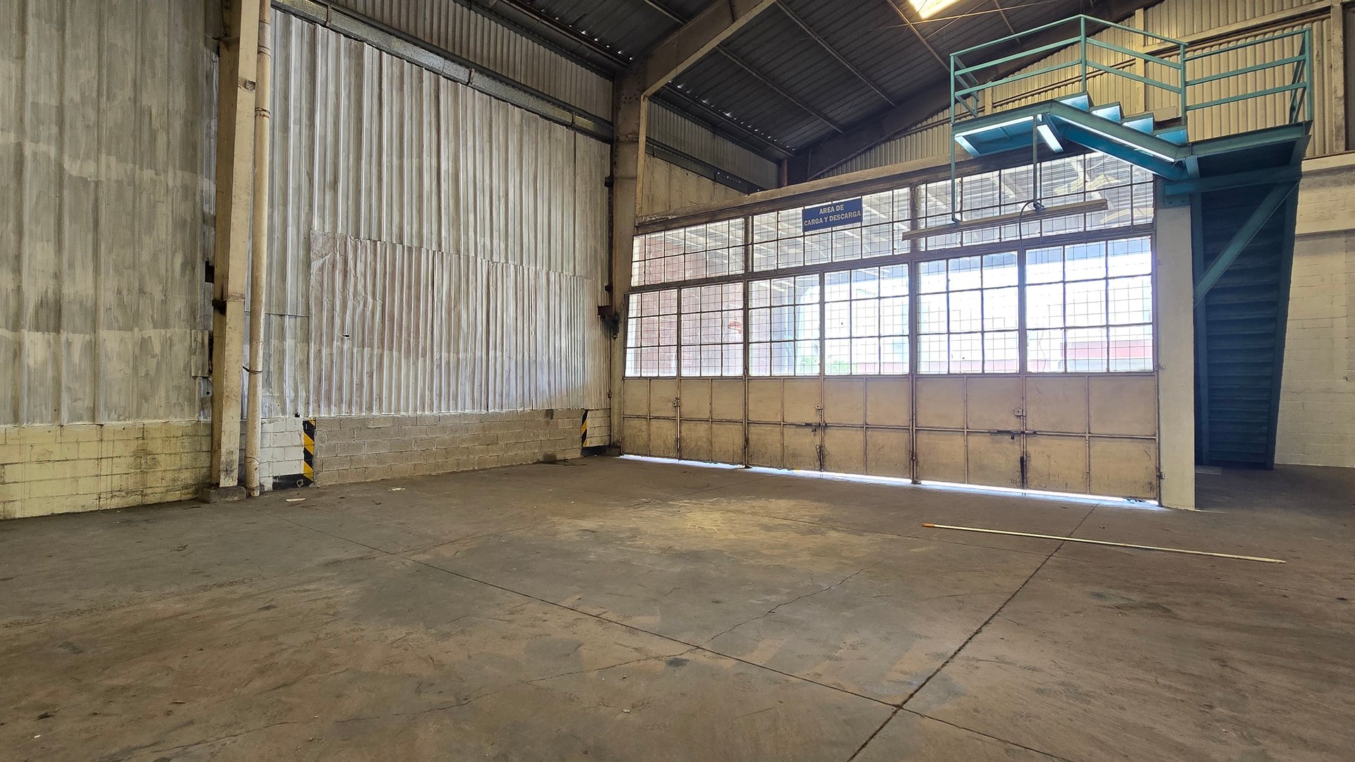 Bodega en renta en Palín Km. 38.5 de 3,160m - Miniatura 4