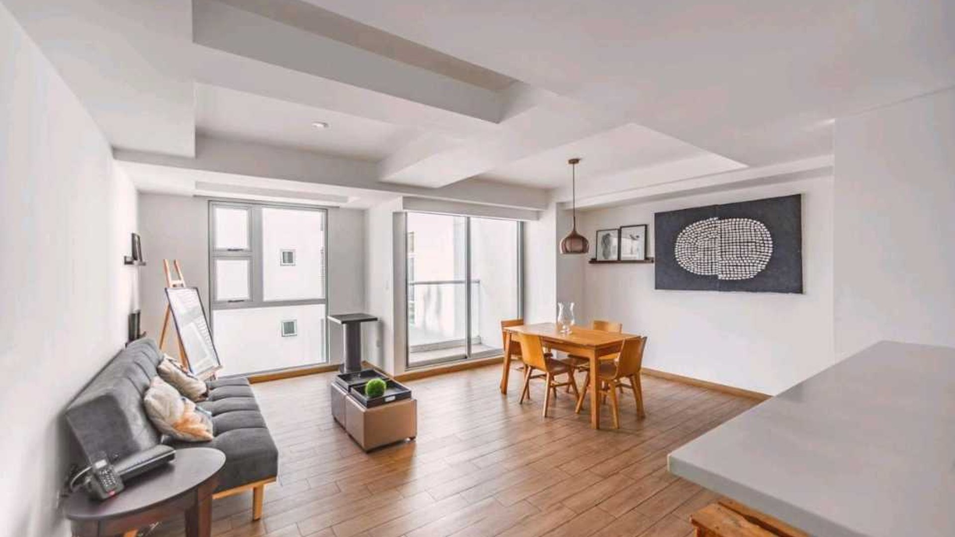 APARTAMENTO AMUEBLADO EN VENTA ???? Edificio Cityhaus, Zona 10 - Miniatura 2