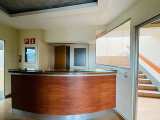 ALQUILER DE AMPLIA OFICINA PENTHOUSE 829MT2 - MURANO, ZONA 10 - 2
