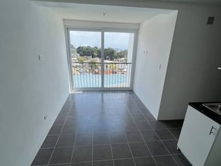 Apartamento en Renta Edificio Berlindo Zona 1 de Mixco - Image 2