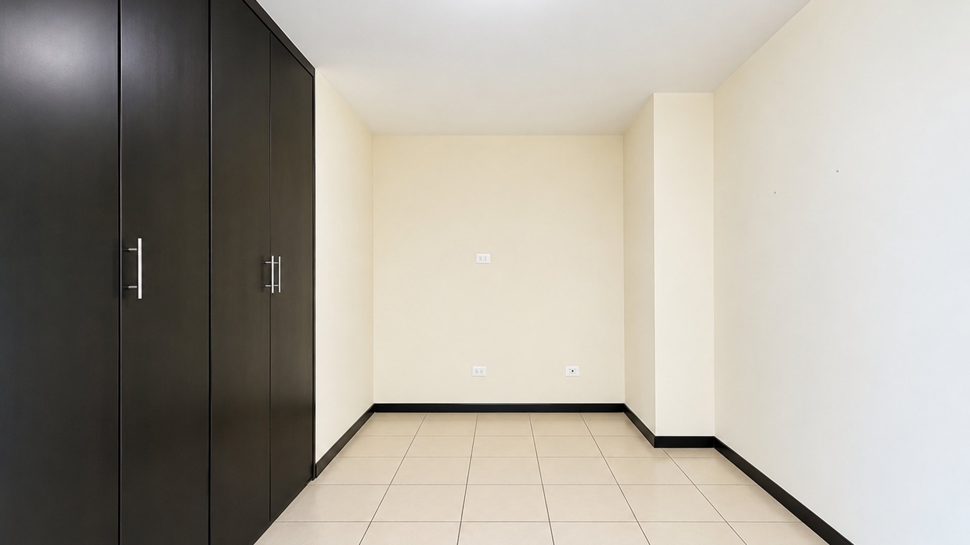 Apartamento en Renta en Torre Barcelona, Zona 9 - Miniatura 6