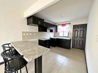 CASA EN VENTA O RENTA – LA FORET DE ARRAZOLA | FRAIJANES - Image 2