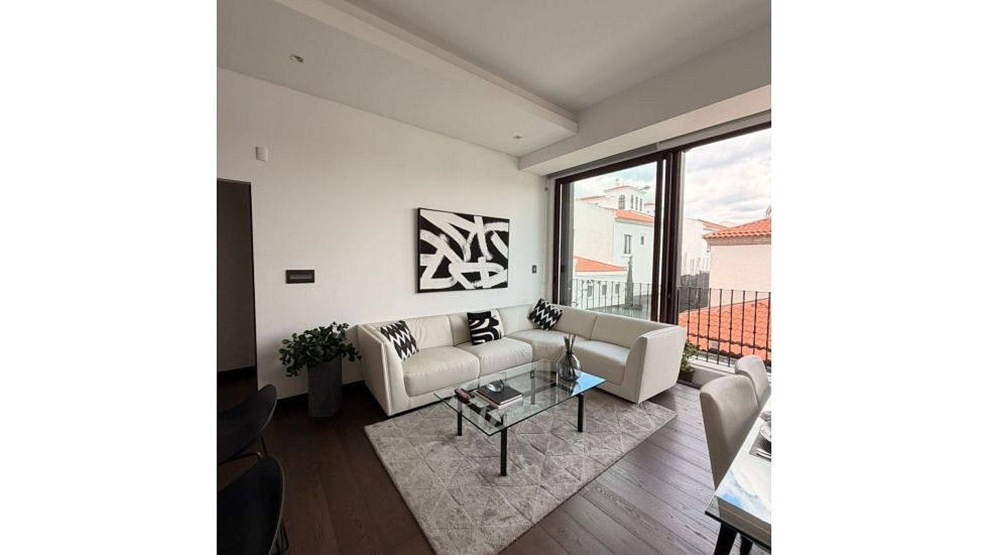 Apartamento Amueblado en Renta – Belesa Cayalá, Zona 16