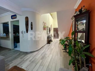 House for Sale: 3 Bedroom in San Cristóbal, Mixco - 5