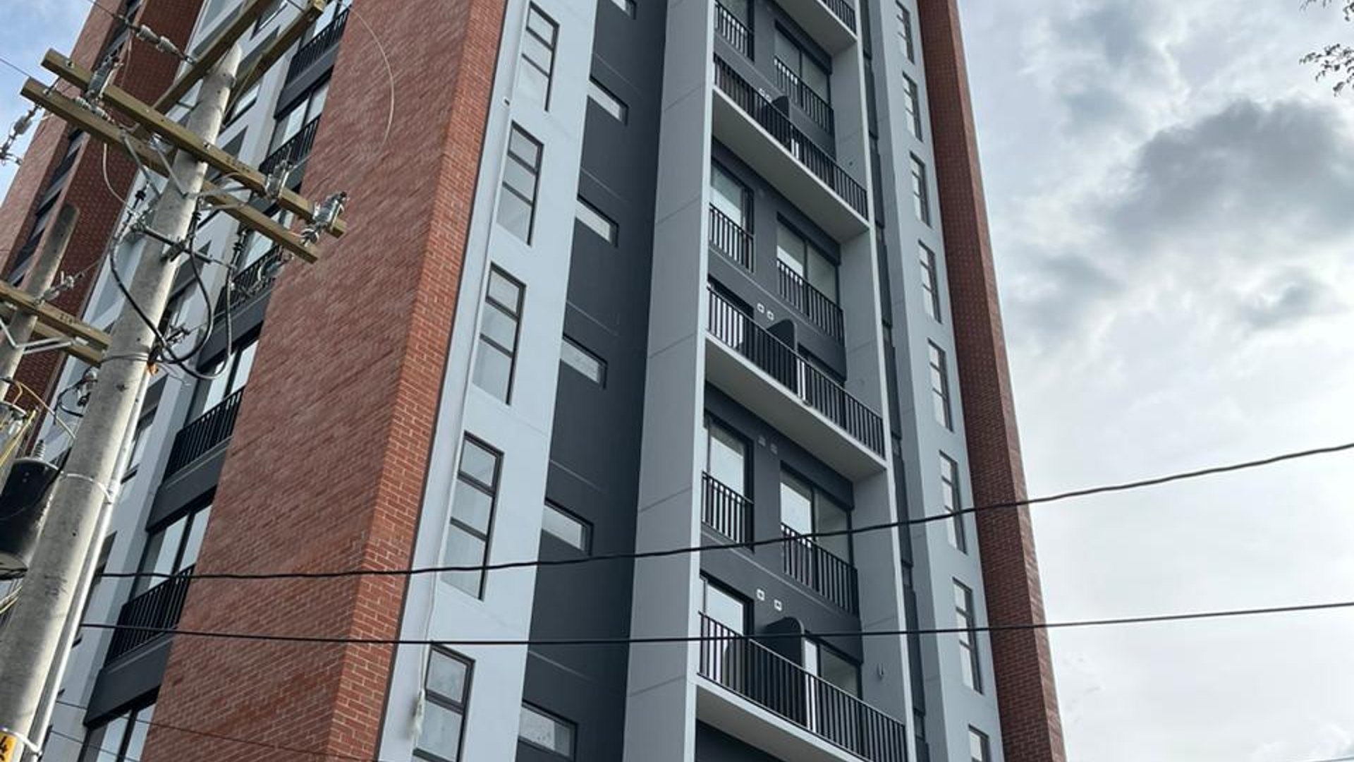 Apartamento en venta de 1 habitación, zona 13