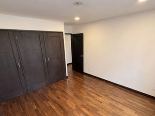 Precioso Apartamento En Venta En Edificio Aria, Zona 10 - 4