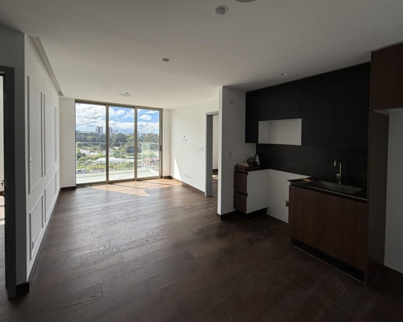 Apartamento con piscina en renta - 2 habitaciones en zona 10 Ref-5743