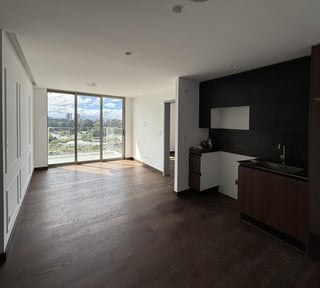 Apartamento con piscina en renta - 2 habitaciones en zona 10 Ref-5743