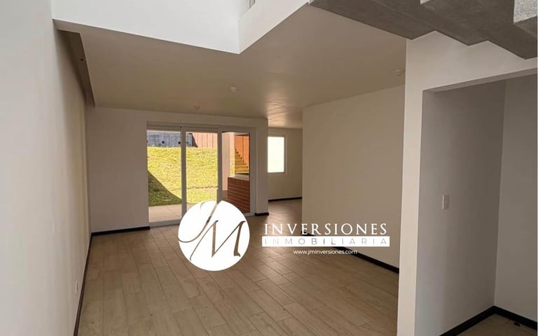 Espectacular Casa en Venta en carretera a el salvador - 3 Habitaciones