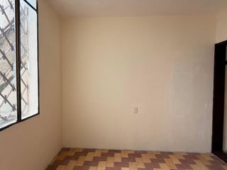 📍 CASA EN ALQUILER – 6 AMBIENTES | ZONA 6, CERCA DE CALLE MARTÍ - 3