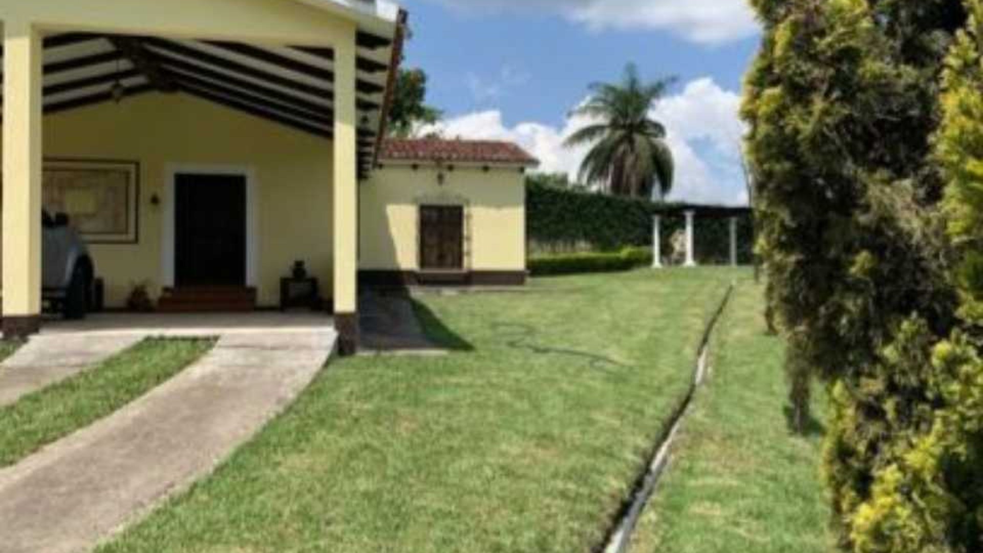 Casa en Venta. Santa Cruz Naranjo Santa Rosa. - Miniatura 2