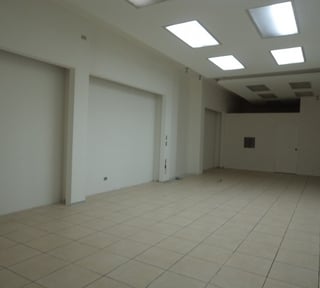En renta o venta local en Zona 10 la Pradera Guatemala