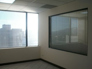 Venta de oficina en Europlaza zona 14 Ref-5643 - 4
