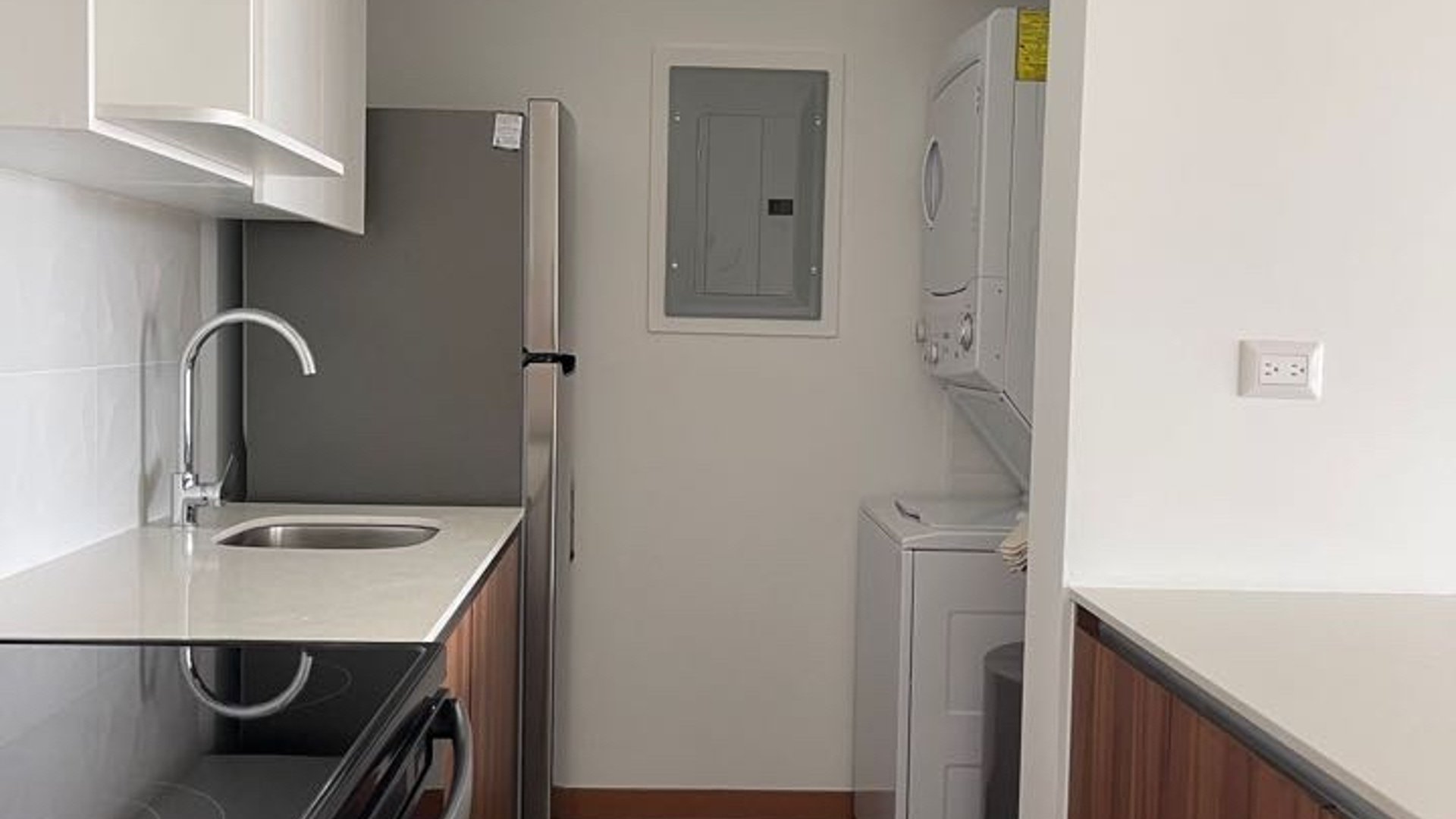 Apartamento en Renta en Vidalta Zona 11 - Miniatura 8