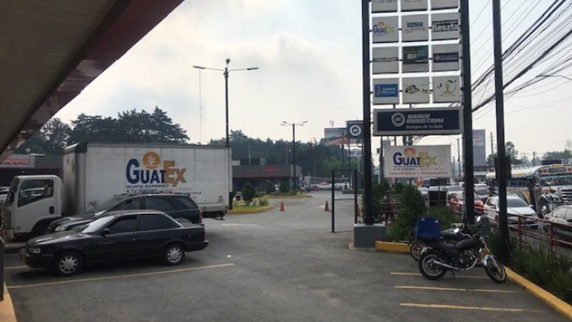 Local en alquiler en Plaza Comercial Carretera a El Salvador - Miniatura 5