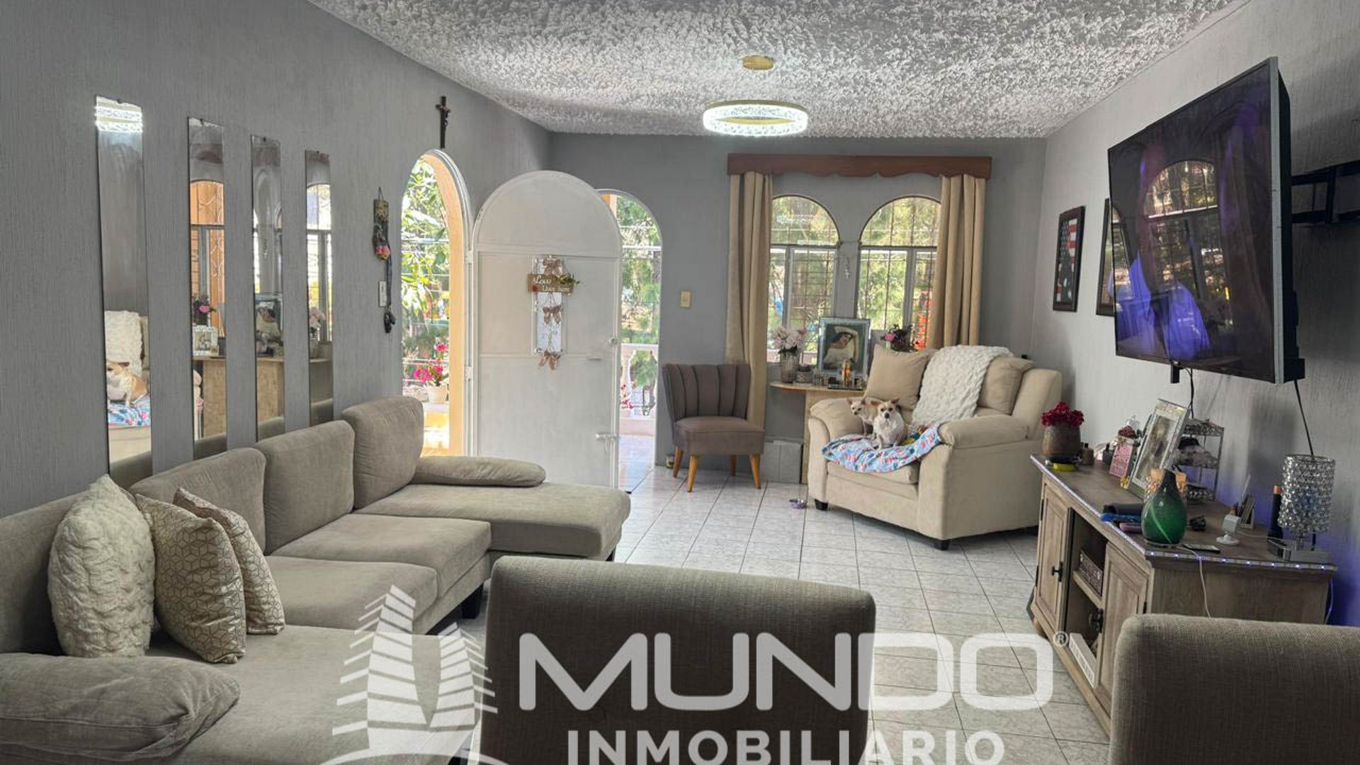CASA SEMIAMUEBLADA EN VENTA, ZONA 3 DE MIXCO