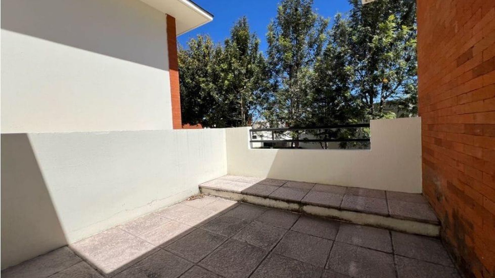 CASA EN CONDOMINIO BOSQUES ESCONDIDO KM 21.5 CARRETERA A FRAIJANES - Miniatura 12