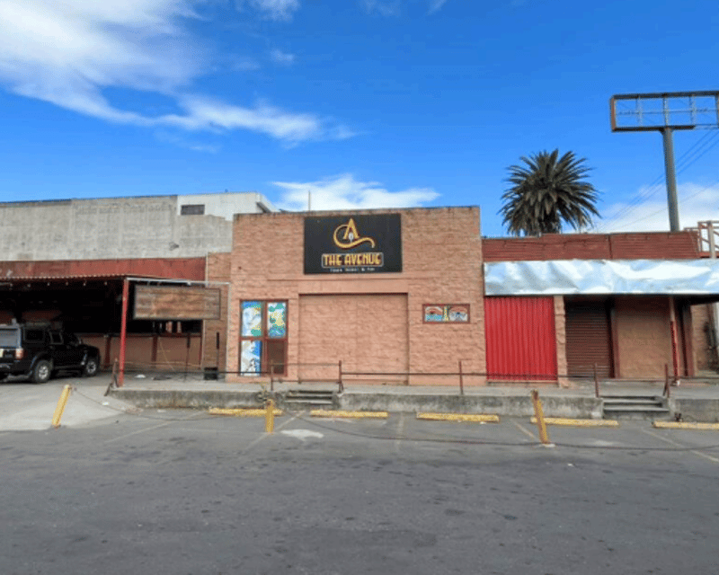 Propiedad comercial sobre Avenida Petapa Zona 12 en excelente punto