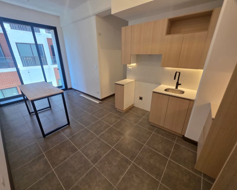 Apartamento con gimnasio y fire pit de 2 habitaciones en zona 15