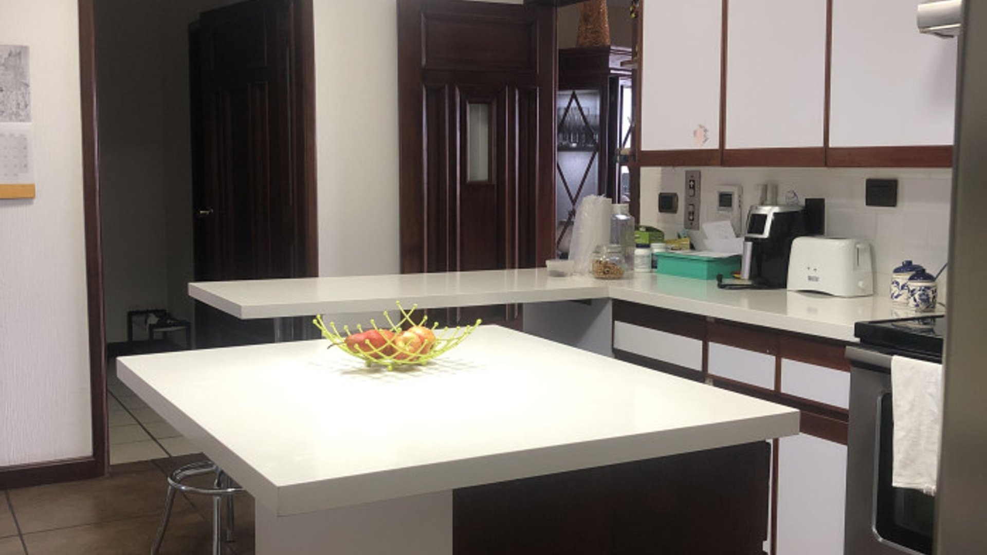 Apartamento amueblado en alquiler zona 14 - Miniatura 2