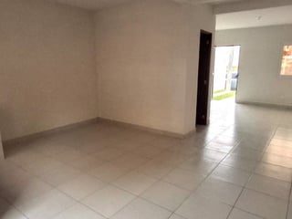 casa en venta en residenciales san José Pinula - Image 2