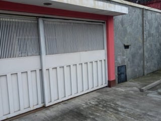 VENTA casa uso comercial en zona 12 entorno El Carmen - Image 8
