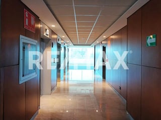 Oficina Planta Renta | Zona 9 | Grand Reforma 10 - Image 7