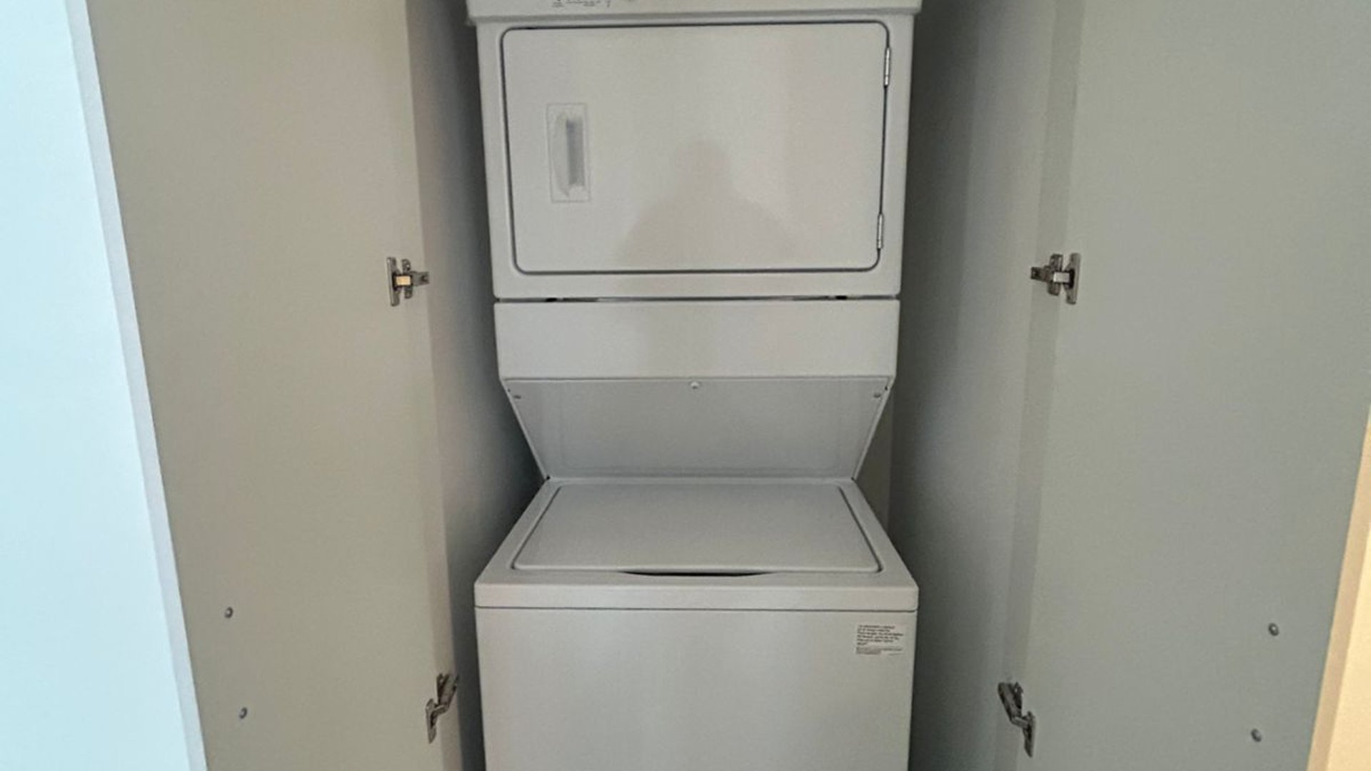 RENTA APARTAMENTO ZONA 15 PARA ESTRENAR