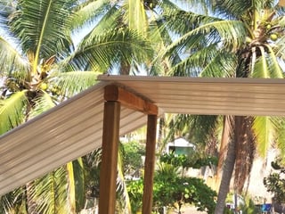Terreno a orilla de la Playa con Casa en Venta - 3
