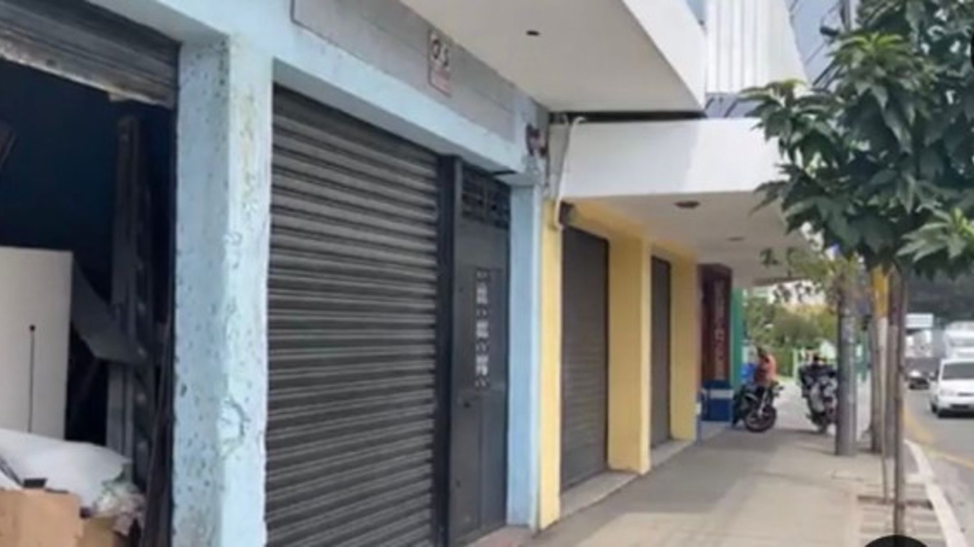 Local y Bodega Comercial en Venta