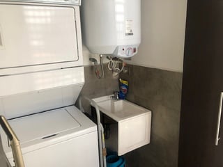APARTAMENTO  AMUEBLADO EN VENTA URBANA ZONA 10 - 5
