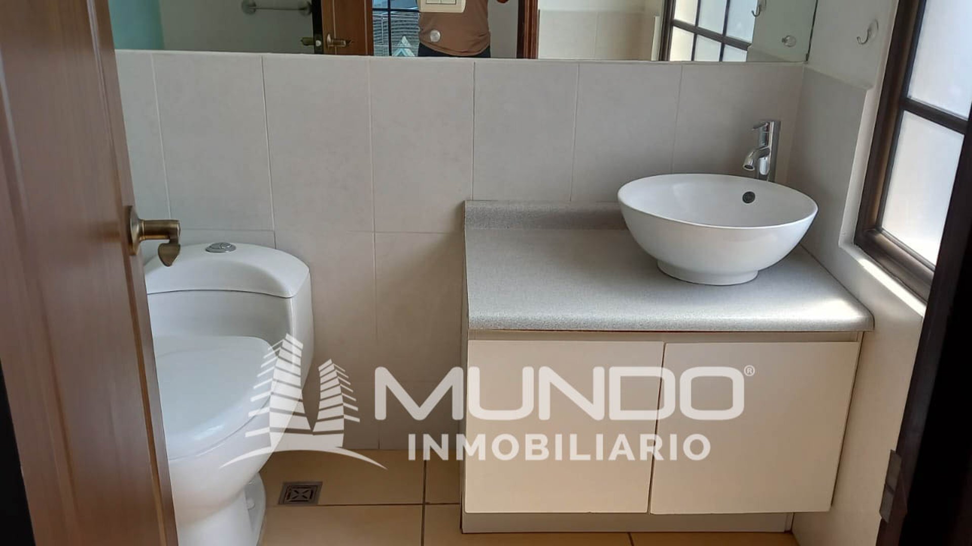 APARTAMENTO EN RENTA ZONA 10 - Miniatura 11