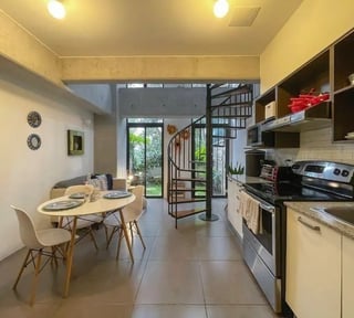 FABRA/ Apartamento  Amueblado en Venta zona 10