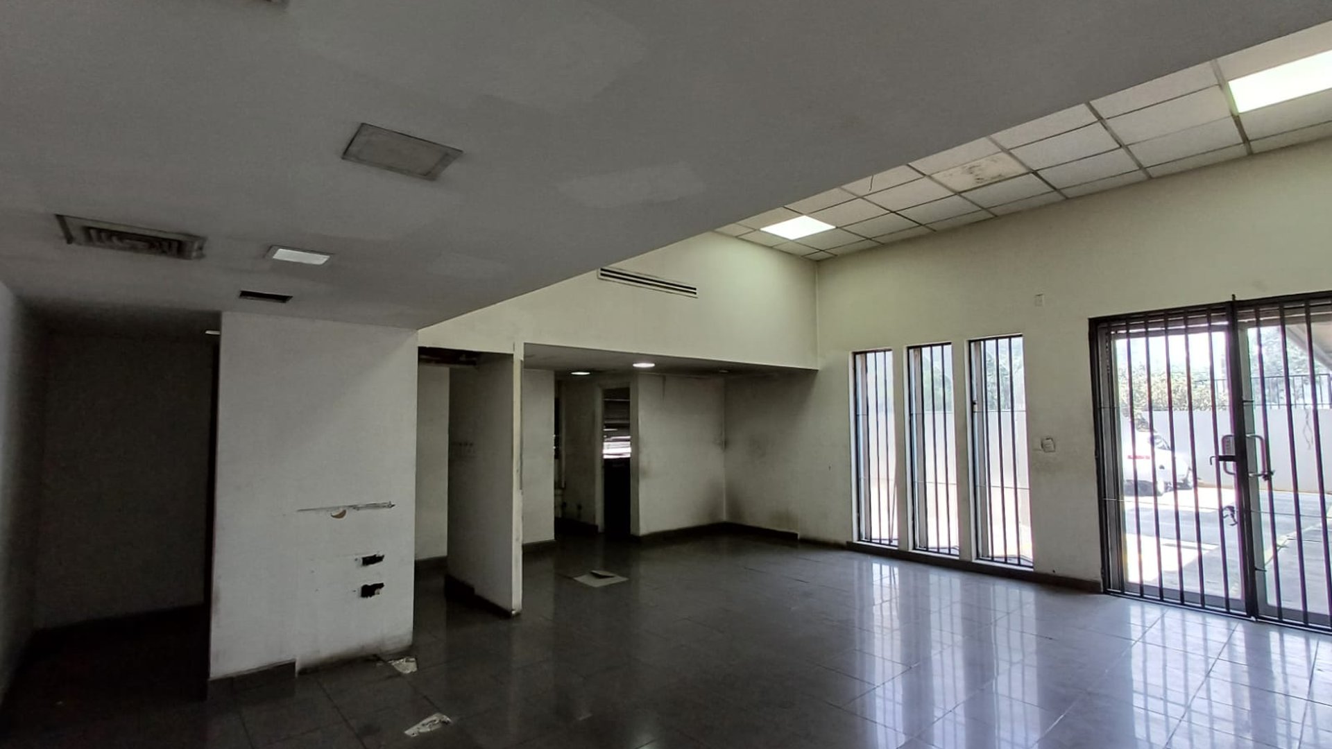 RENTA Casa Comercial Zona 6 - Miniatura 3